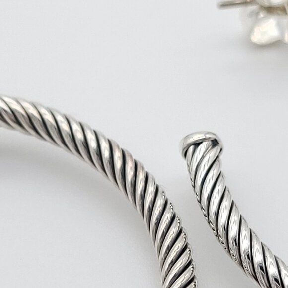 DAVID YURMAN Sterling Silver Classic Cable Hoop Earrings 1.5 inch with Pouch - Picture 8 of 9